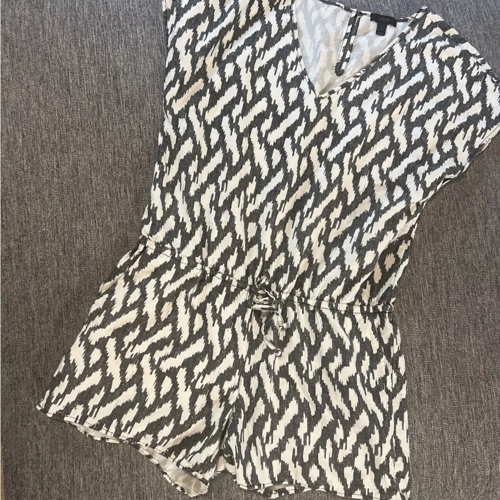 J. Crew Black & White Short Sleeve Linen Blend Romper, Size M